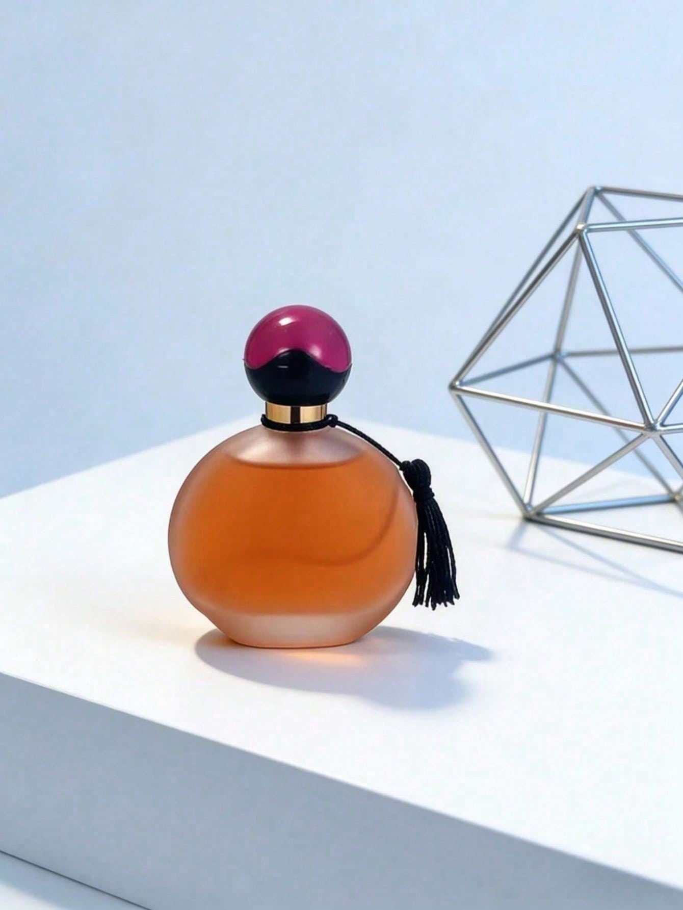 Vintage Tassel Round Cap Unise - Perfume Fragrance For Women recension och pris