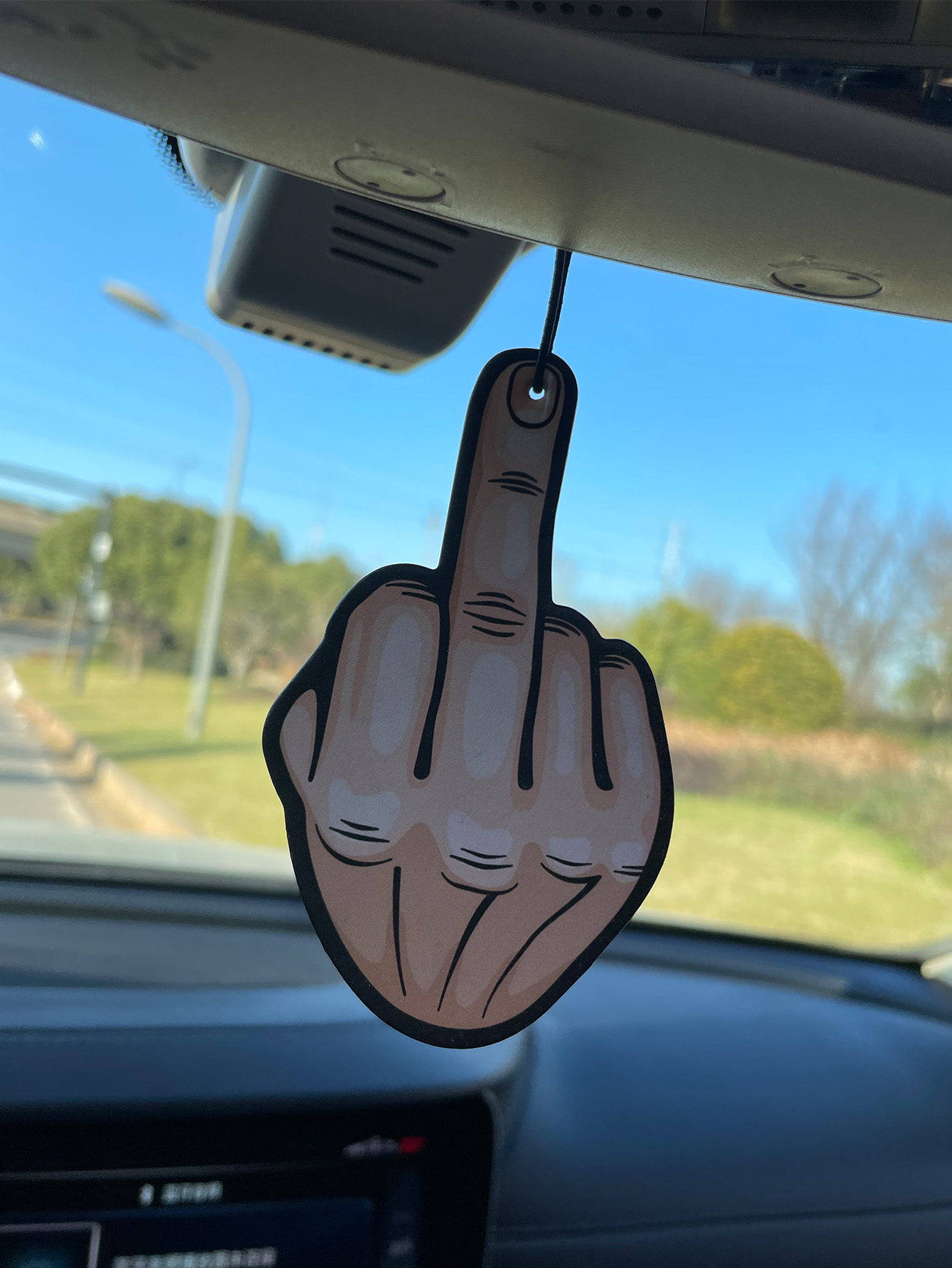 Middle Finger, Hilton Fresh Sc - Perfume And Fragrance Are Same recension och pris